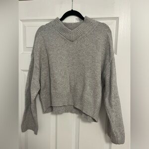 Gap Gray V-Neck Women's Sweater